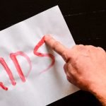 3 مراحل مختلفة لظهور أعراض الإيدز