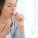 أفضل 7 طرق لعلاج الكحة بدون دواء