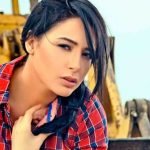 ‏1 سر لبكاء الفنانة ساندي