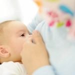 13 علامة تشير الى شبع طفلك من الرضاعة