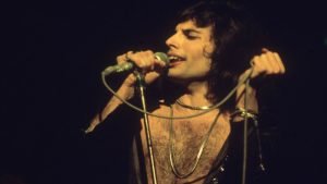 20 معلومة عن مغني الروك فريدي ميركوري freddie mercury