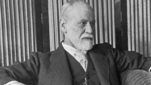 7 نظريات عن التحليل النفسي قام بها فرويد