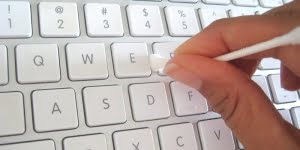 تعليمات تنظيف جهاز الكومبيوتر من الداخل والخارج