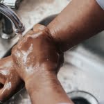 3 معلومات عن الغسل من الجنابة