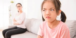 4 مظاهر لعقوق الوالدين.. احذر منها