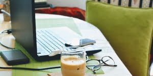 5 من أهم الطرق التي توضح كيف تزيد من إنتاجيتك عند العمل من المنزل