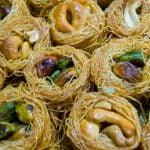 4 من أهم ملامح العيد في سوريا .. صلة للأرحام وحلويات شهية للعيد