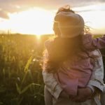 2 من أفكار موضوع تعبير عن عيد الأم