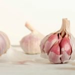 5 من أهم فوائد الثوم على الريق