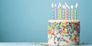 كلام عيد ميلاد صديقتي .. أجمل 27 عبارة تهنئة بعيد الميلاد