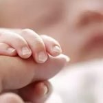الأم.. عطاء دون مقابل..  فما هو واجب الأبناء تجاهها؟