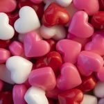 ما هي أحلى عبارات عيد الزواج؟ 32 عبارة ورسالة تهنئة بهذه المناسبة