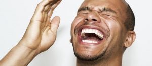 كلام جميل مضحك .. تعرف على أهم 57 عبارة ونكتة مضحكة