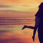 كلام جميل في الحب .. 24 عبارة وخاطرة رومانسية لترسلها لشريك العمر