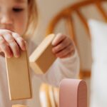 4 مراحل تتميز بها خصائص نمو الطفل .. تعرفِ عليها