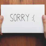 أجمل ما قيل عن الاعتذار .. 21 عبارة حول الاعتذار والأسف