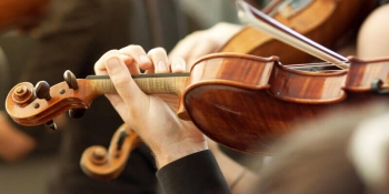 8 Easy Steps to Learn How to Play the Violin