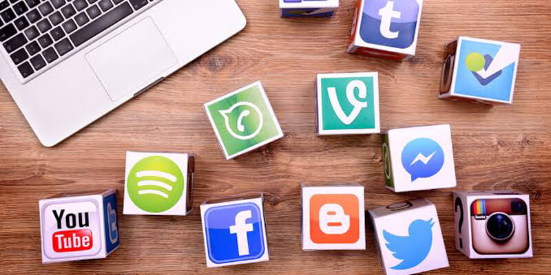 Networks Illustrated: Principles without Calculus