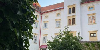 Schloss Krumbach International School