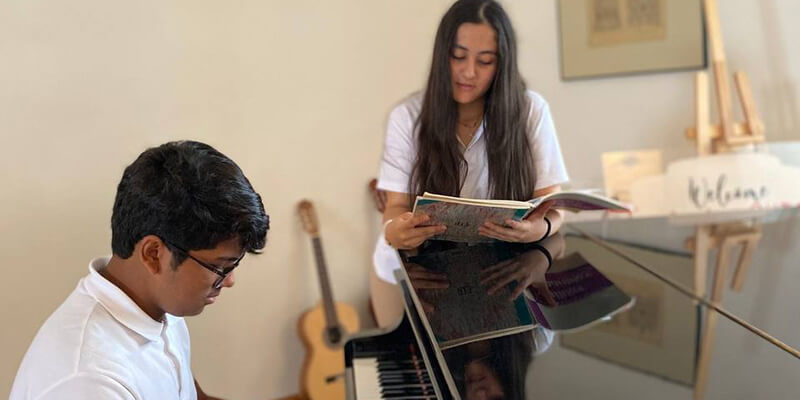 Schloss Krumbach International School