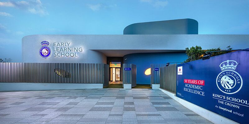 King’s School The Crown