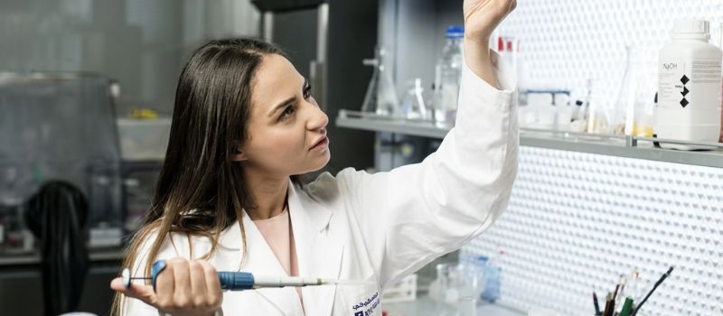 Abu Dhabi researchers develop smart molecules to help detect, treat brain tumours