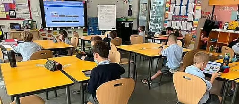 UAE schools phase out live online classes as campus attendance nears full capacity